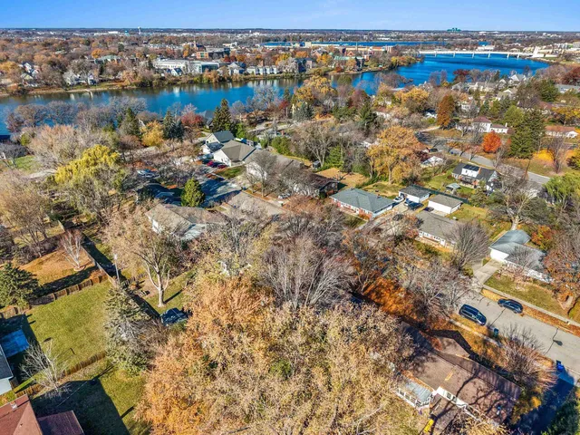 $299,900 | 424 North St Bernard Drive, De Pere, WI 54115