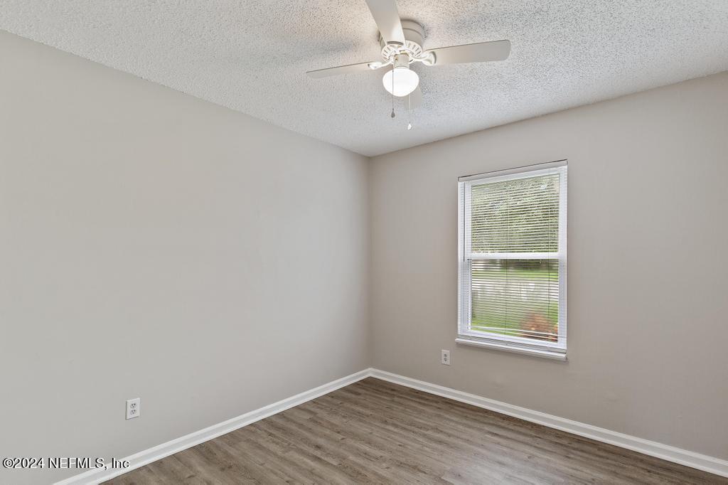 10816 Rutherford Court Jacksonville, FL 32257 - Photo 12 of 23 10816 Rutherford Ct-21