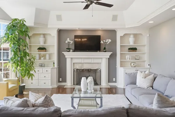 $1,099,000 | 3212 Rollingridge Road, Naperville, IL 60564