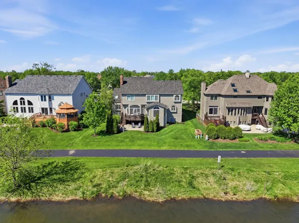 $1,099,000 | 3212 Rollingridge Road, Naperville, IL 60564