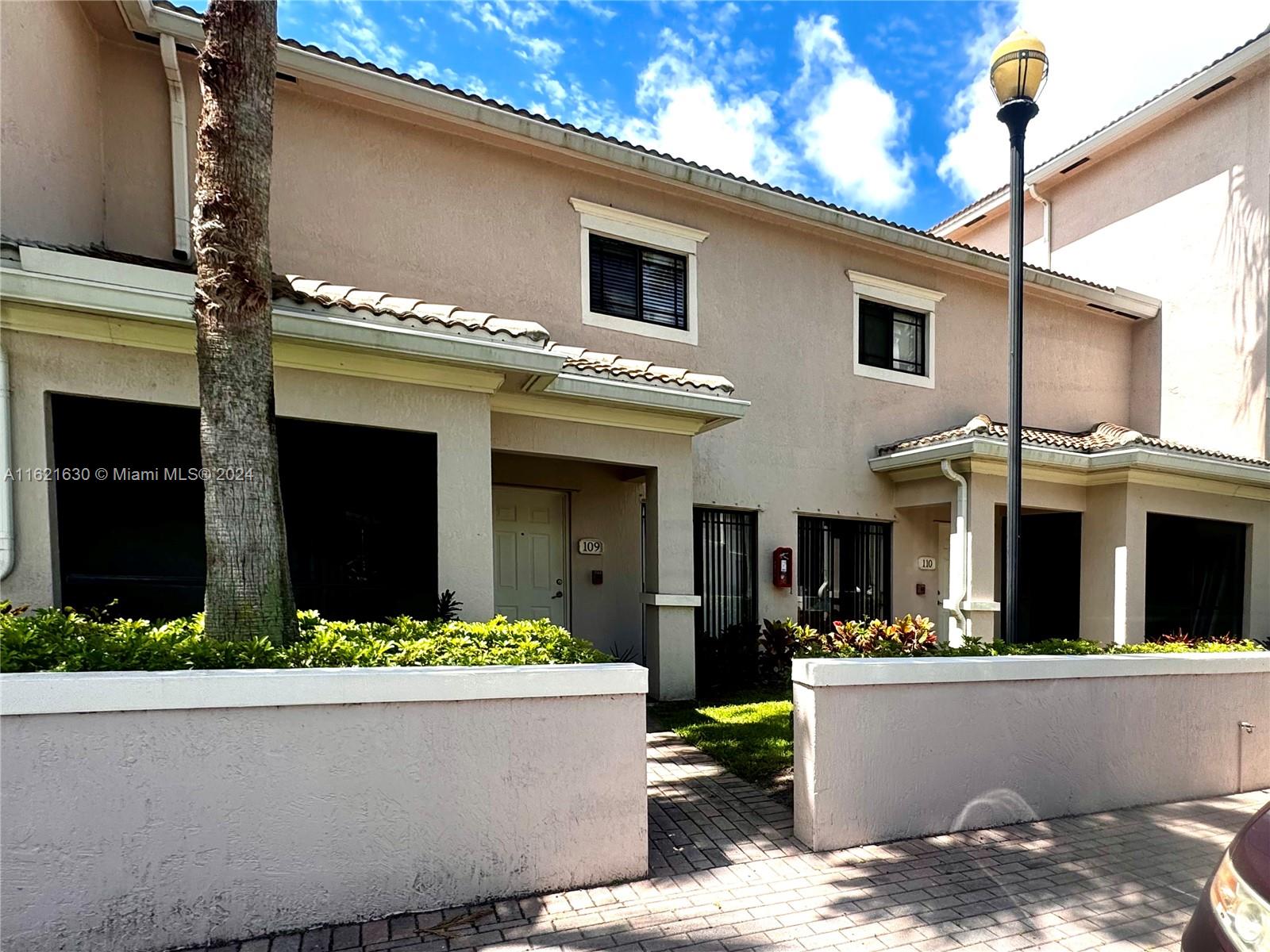 2804 Sarento Pl Unit 109  