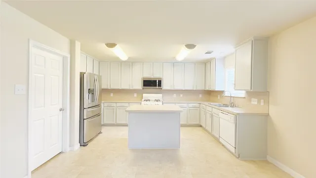 $290,000 | 21338 Bella Mountain Drive, Spring, TX 77379