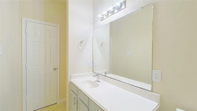 $290,000 | 21338 Bella Mountain Drive, Spring, TX 77379