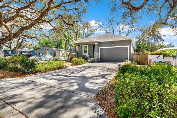 $610,000 | 131 Pennsylvania Avenue, Palm Harbor, FL 34683