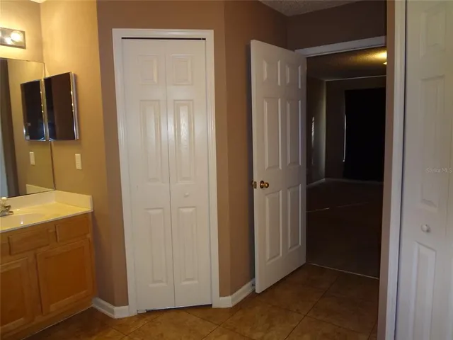 a view of bathroom with a elevator