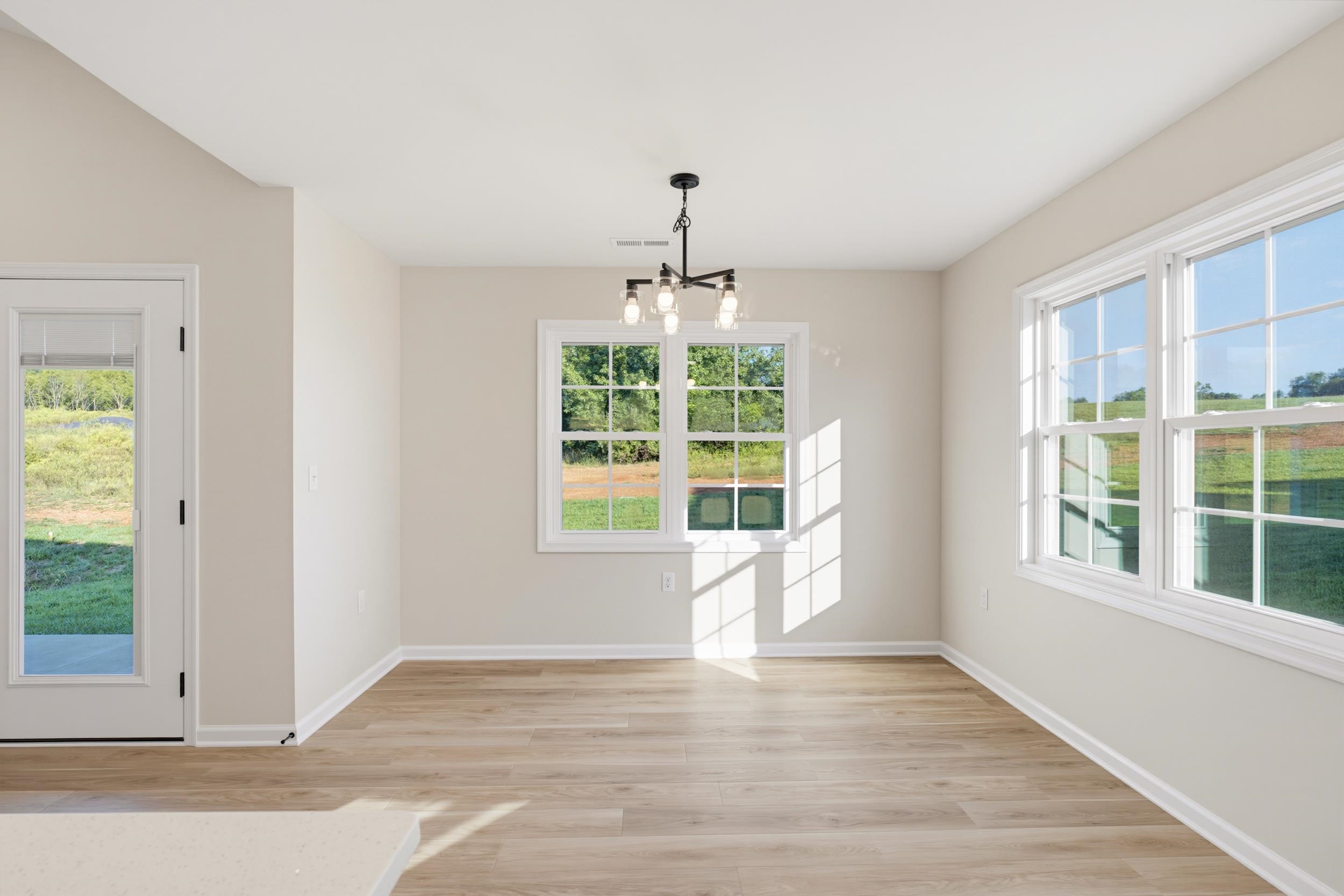 309 Ridge Crest Terrace Waynesboro, VA 22980 - Photo 11 of 32 Gallery Image 11