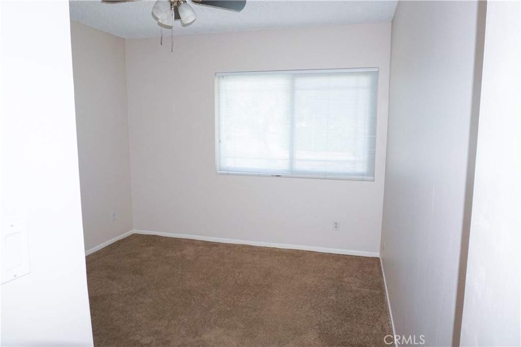 18724 Community Street Northridge, CA 91324 - Photo 18 of 31