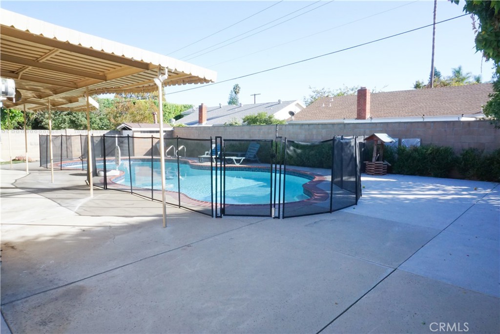 18724 Community Street Northridge, CA 91324 - Photo 24 of 31