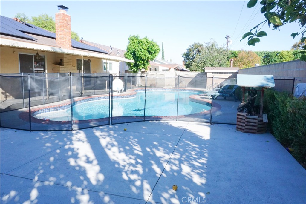 18724 Community Street Northridge, CA 91324 - Photo 26 of 31