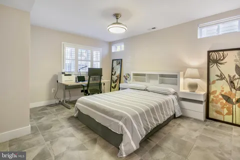 $1,950,000 | 1005-A Lincoln Avenue, Falls Church, VA 22046