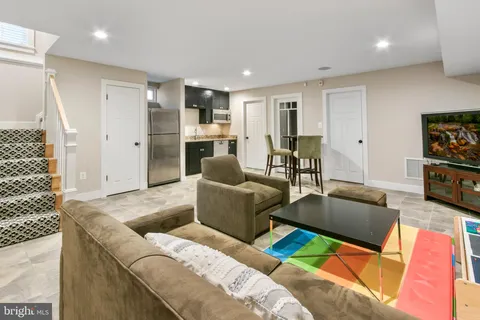 $1,950,000 | 1005-A Lincoln Avenue, Falls Church, VA 22046