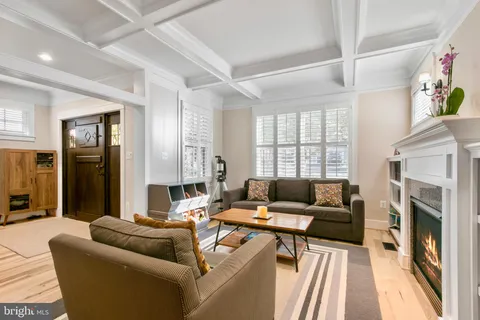 $1,950,000 | 1005-A Lincoln Avenue, Falls Church, VA 22046