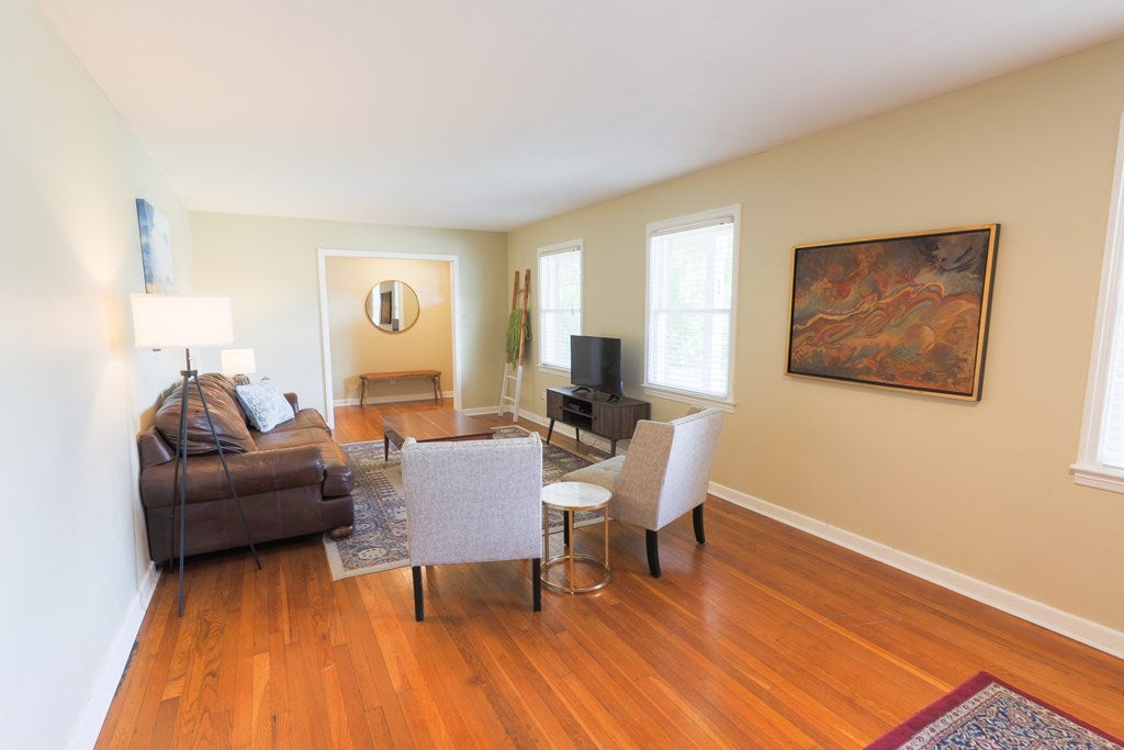 809 Gornto Road Valdosta, GA 31602 - Photo 7 of 34 Gallery Image 7