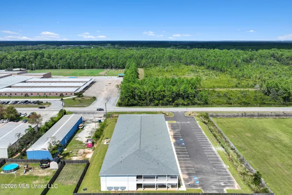 $1,200 | 8701 Old Spanish Trail, Unit 102, Ocean Springs, MS 39564