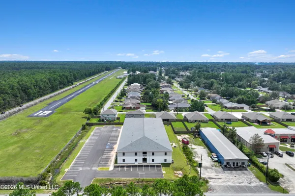 $1,200 | 8701 Old Spanish Trail, Unit 102, Ocean Springs, MS 39564