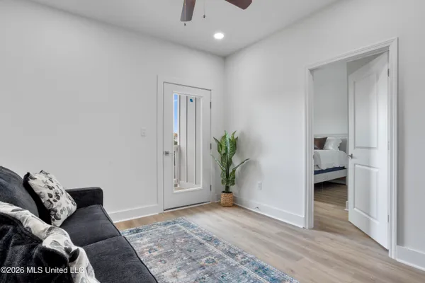 $1,200 | 8701 Old Spanish Trail, Unit 102, Ocean Springs, MS 39564