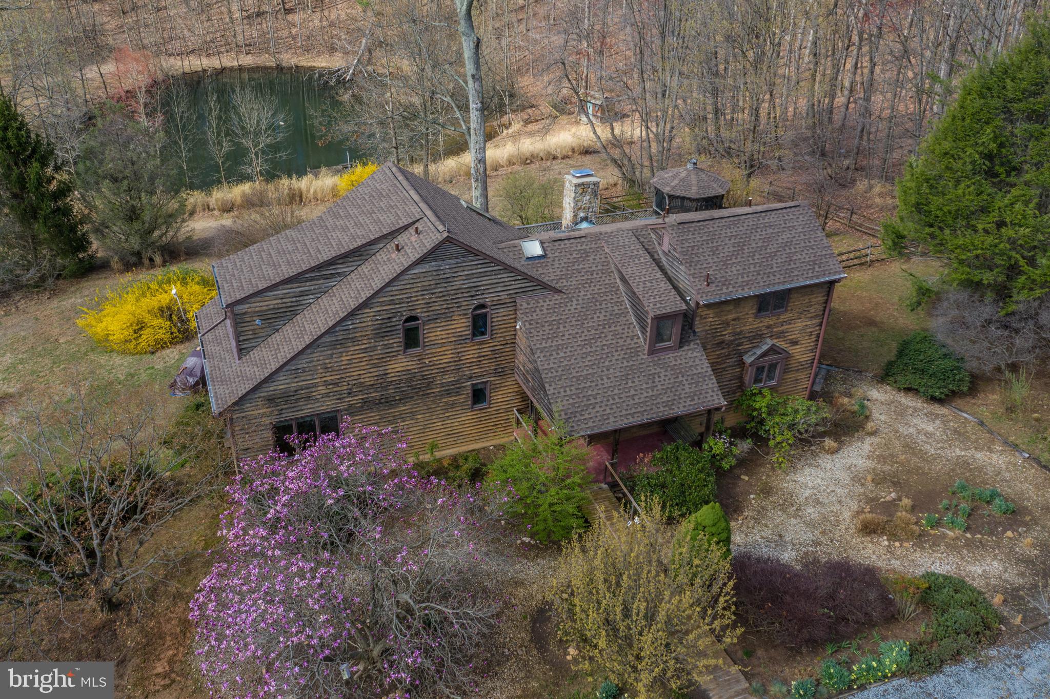41635 Stumptown Road Leesburg, VA 20176 - Photo 2 of 60 Custom build contemporary home, with new roof 2020