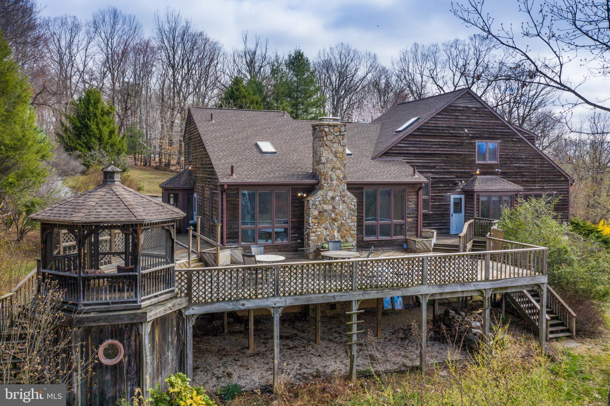 41635 Stumptown Road Leesburg, VA 20176 - Photo 4 of 60 Built for enjoying the outdoors & views