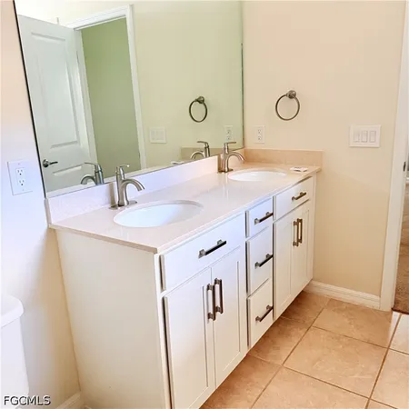 $2,000 | 10754 Marlberry Way, North Fort Myers, FL 33917