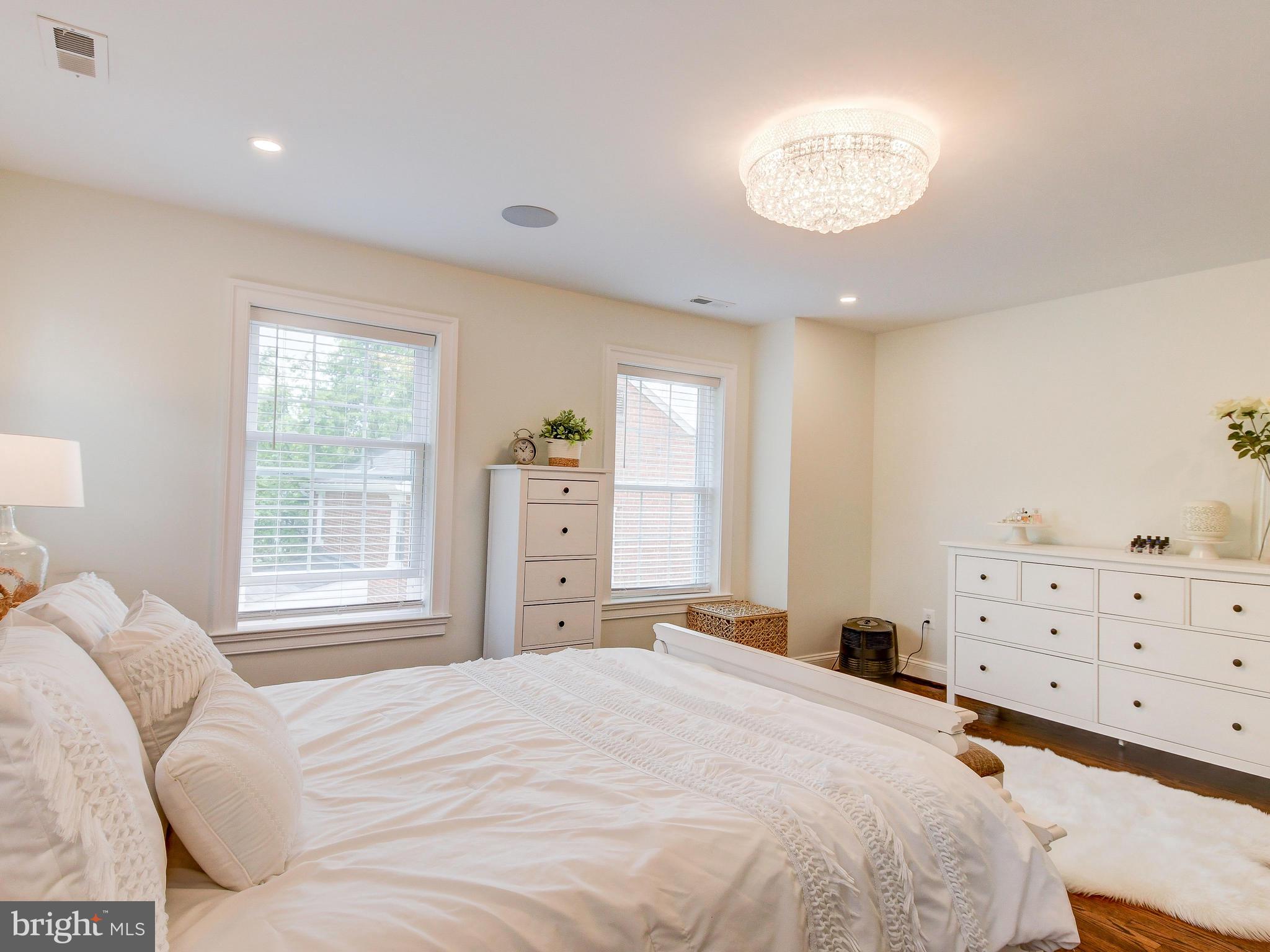6621 Loch Hill Road Baltimore, MD 21239 - Photo 25 of 45 Plenty of natural light