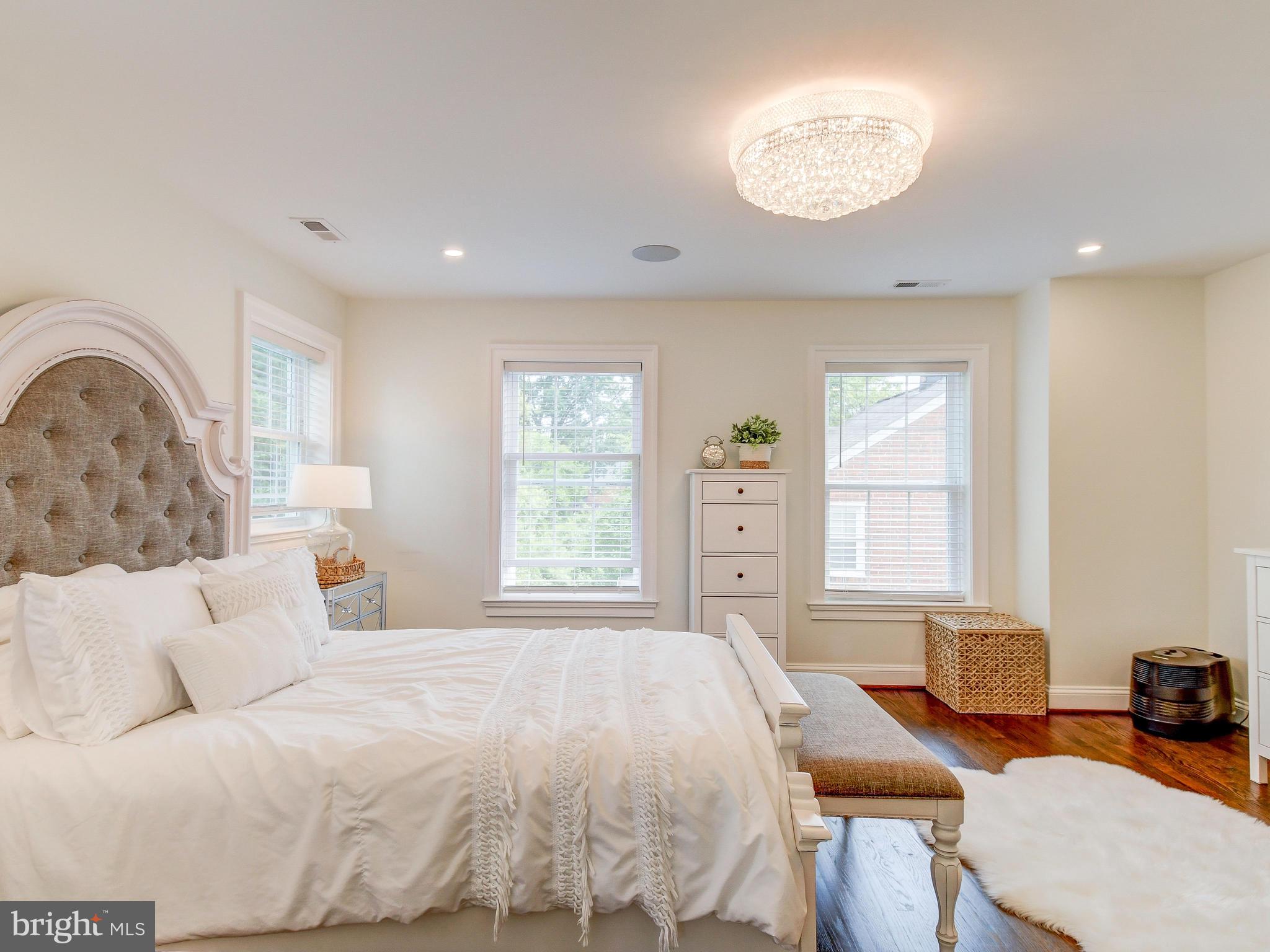 6621 Loch Hill Road Baltimore, MD 21239 - Photo 26 of 45 Master bed room large enough for King bed