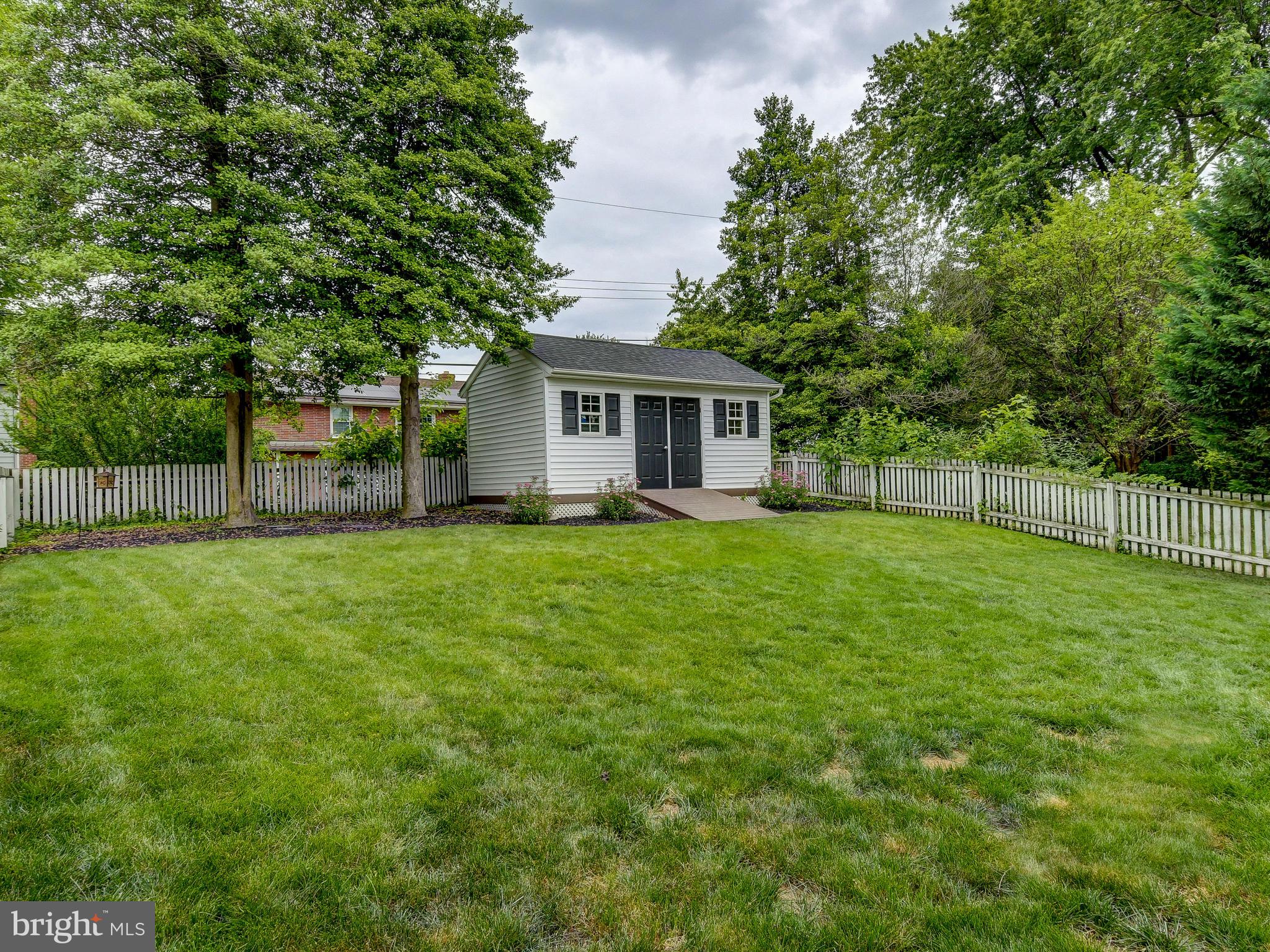 6621 Loch Hill Road Baltimore, MD 21239 - Photo 38 of 45 Fenced in back yard