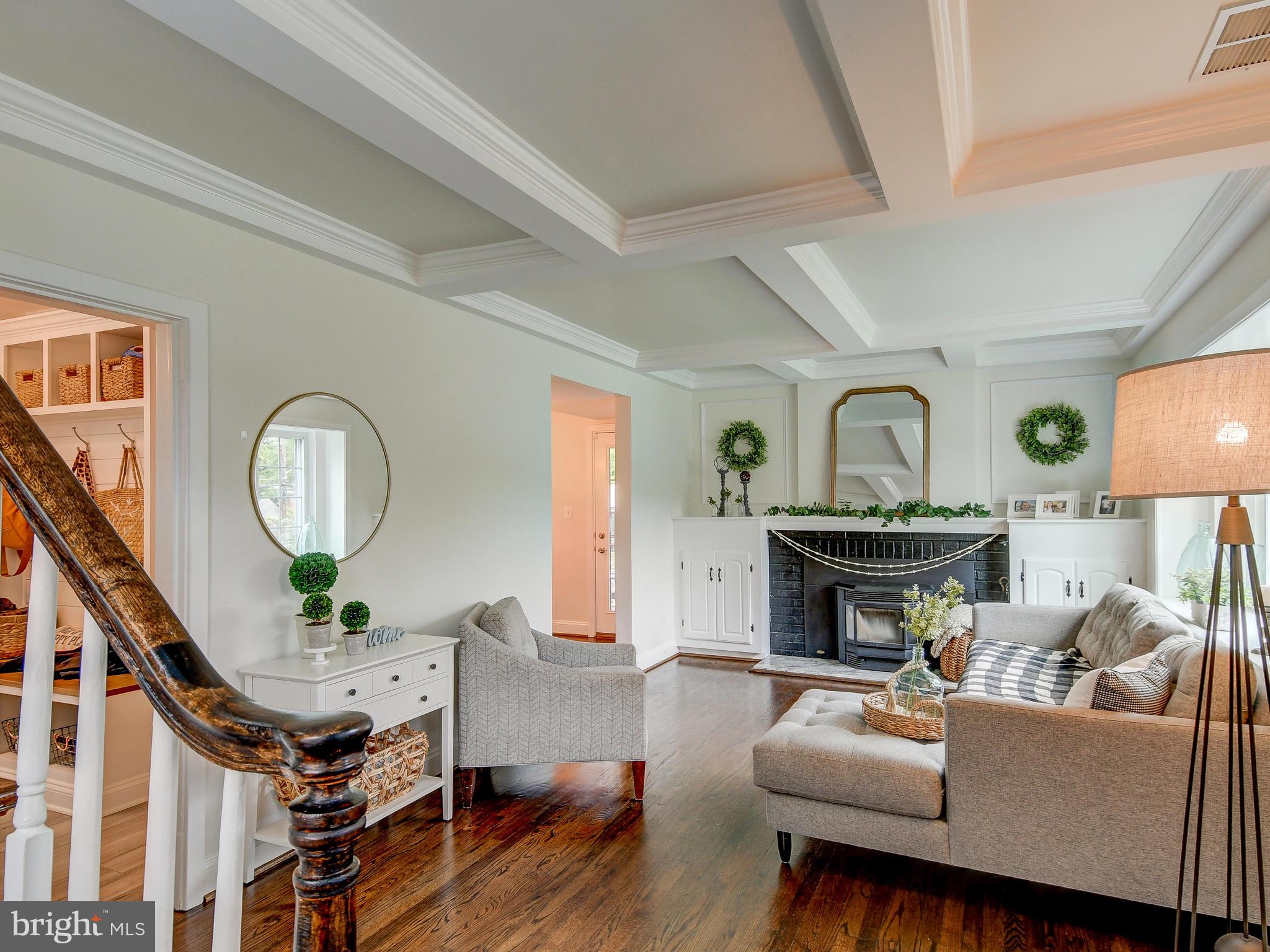 6621 Loch Hill Road Baltimore, MD 21239 - Photo 5 of 45 Coffered Ceiling in Living Room