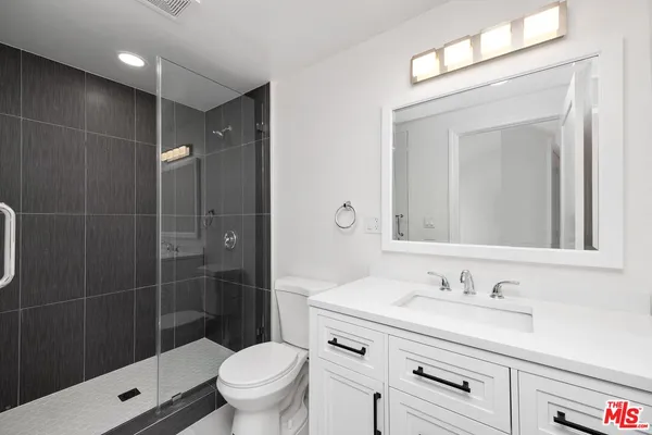 $8,495 | 8918 Cadillac Avenue, Los Angeles, CA 90034