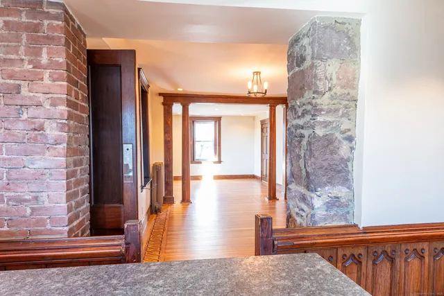 $2,998 | 37 East Pearl Street, New Haven, CT 06513