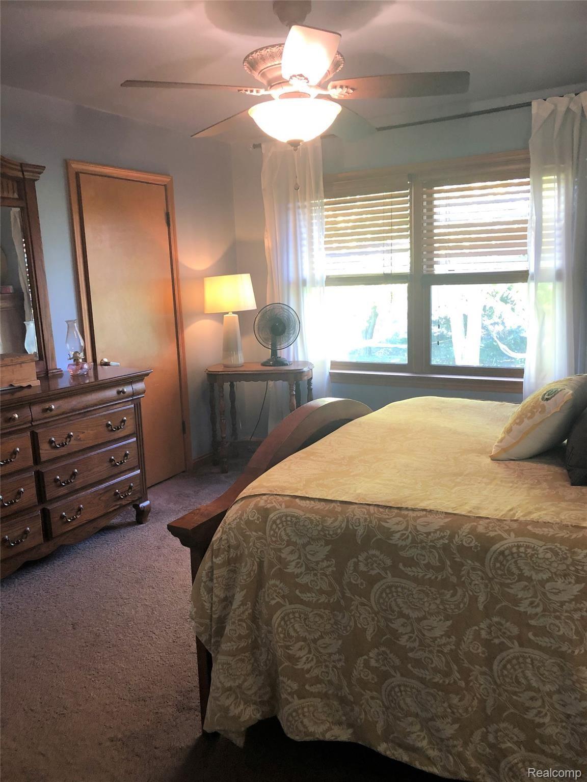 1513 West Thompson Road Fenton, MI 48430 - Photo 29 of 47 3 Bedroom 2.jpg