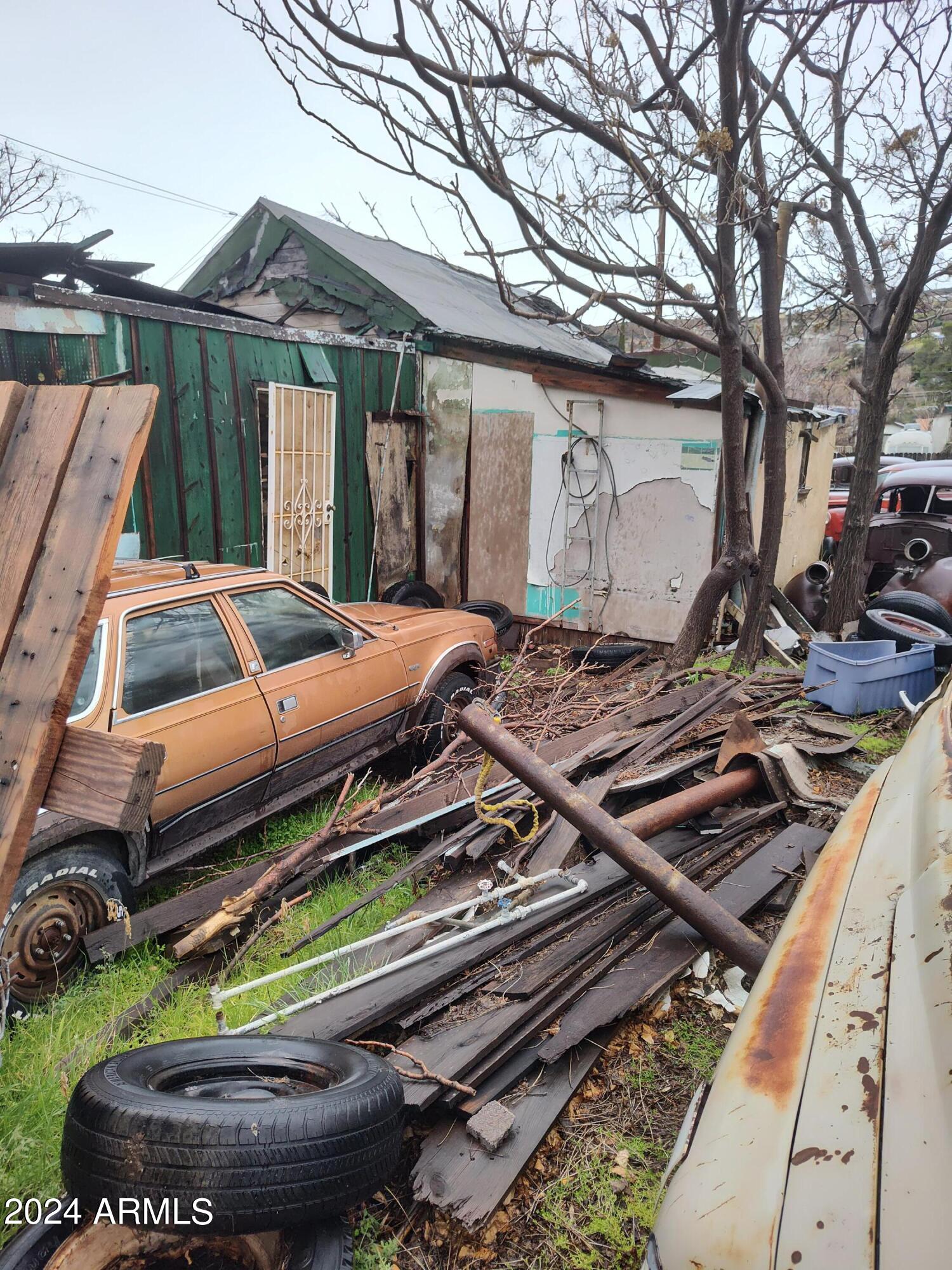 728 Sullivan Street Miami, AZ 85539 - Photo 13 of 16 IMG_20240307_163624620_HDR