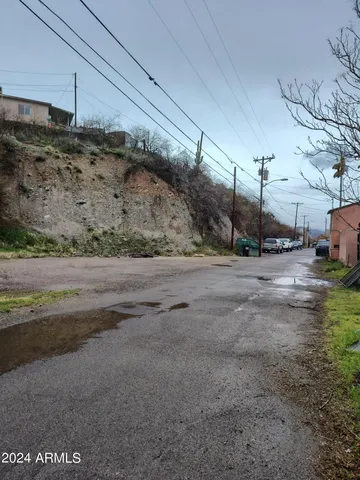 $99,000 | 728 Sullivan Street, Miami, AZ 85539