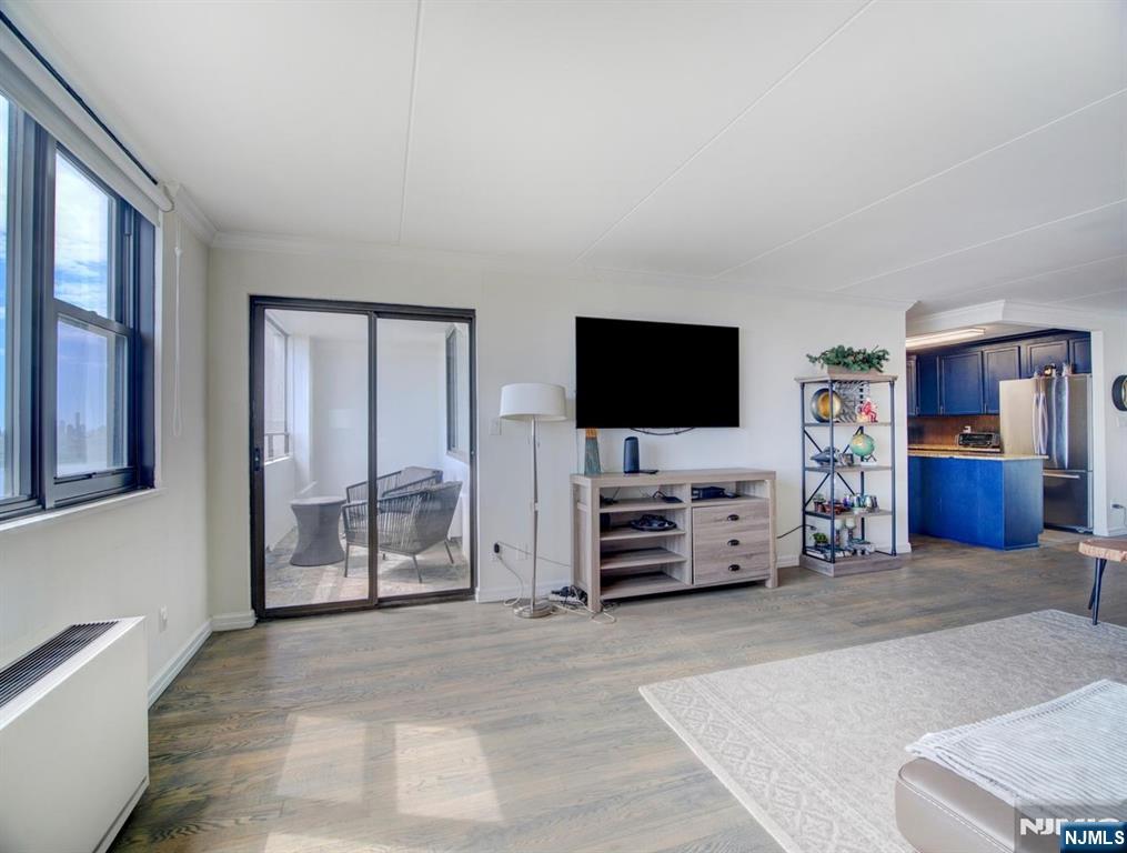 250 Gorge Road, Unit 21B Cliffside Park, NJ 07010 - Photo 6 of 28