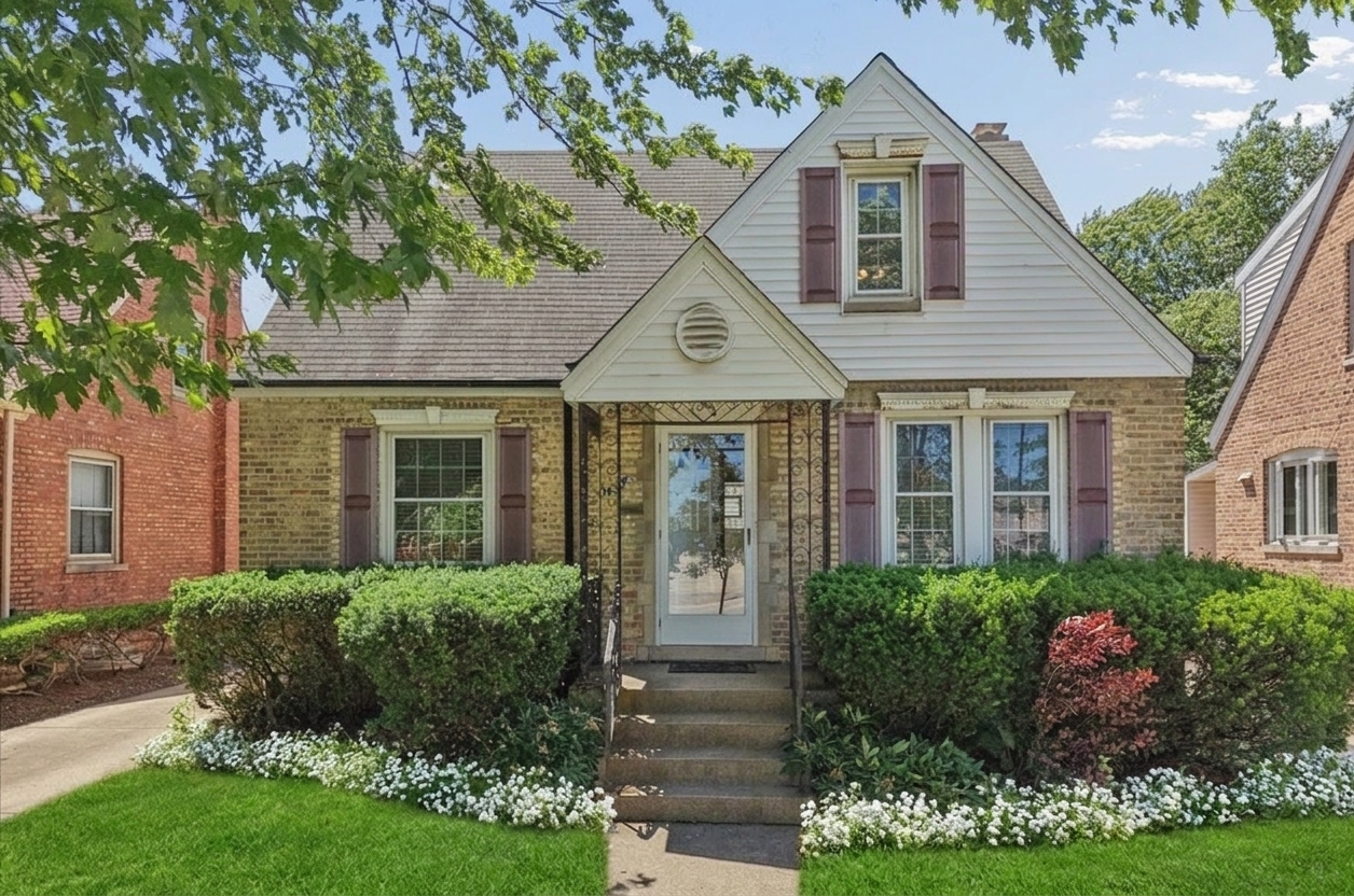 1934 Canfield Road Park Ridge, IL 60068 - Photo 1 of 24