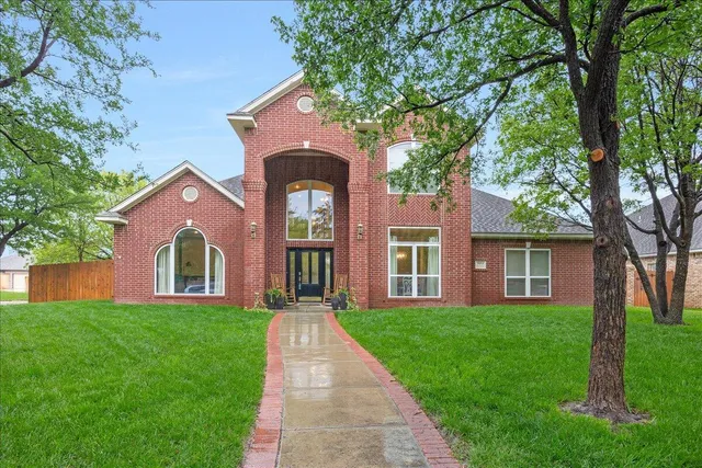 $575,000 | 7601 Countryside Drive, Amarillo, TX 79119