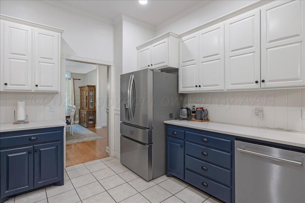 7601 Countryside Drive Amarillo, TX 79119 - Photo 16 of 39 16-Kitchen 4