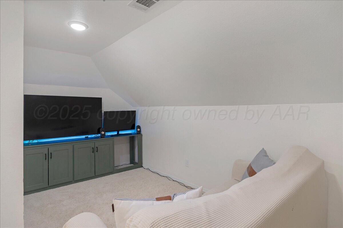 7601 Countryside Drive Amarillo, TX 79119 - Photo 27 of 39 27-Upstairs Den