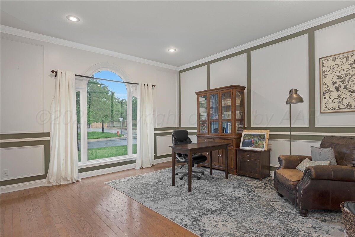 7601 Countryside Drive Amarillo, TX 79119 - Photo 7 of 39 07-Living Room