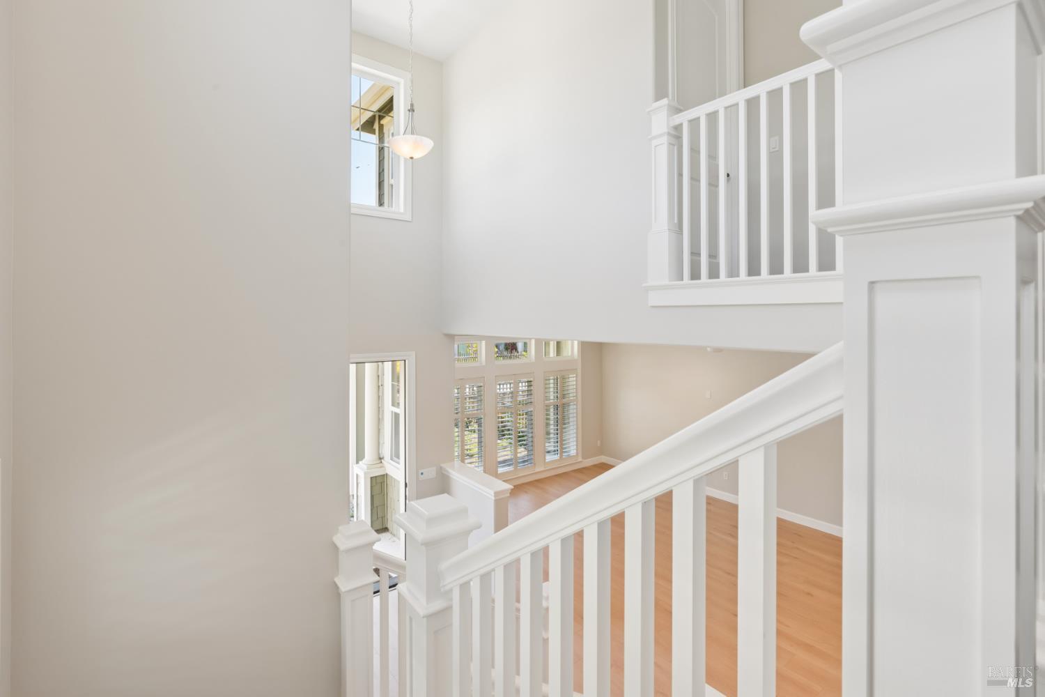 34 Bayharbor Way San Rafael, CA 94901 - Photo 16 of 45