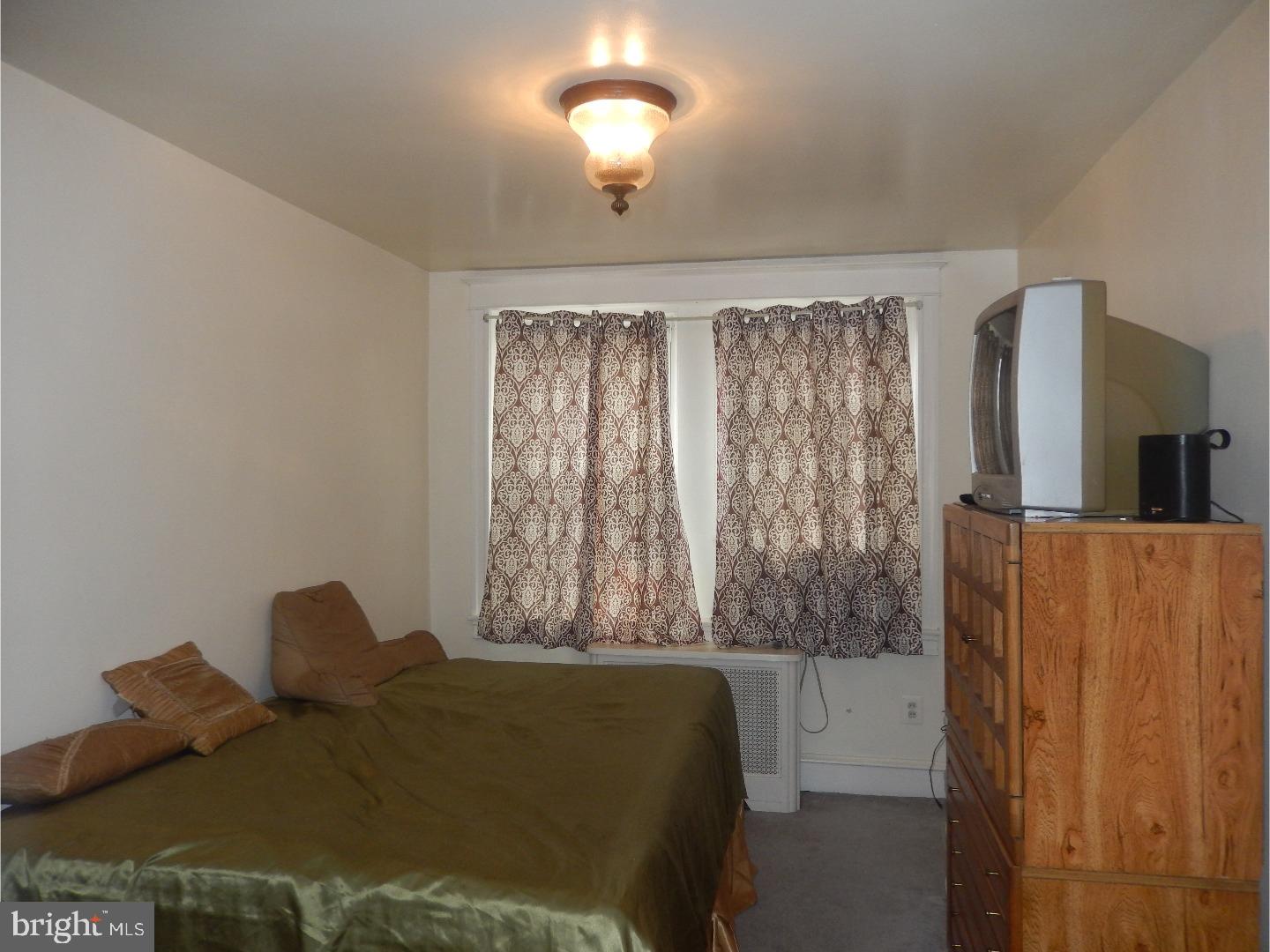1136 East Rittenhouse Street Philadelphia, PA 19138 - Photo 10 of 25 Gallery Image 10