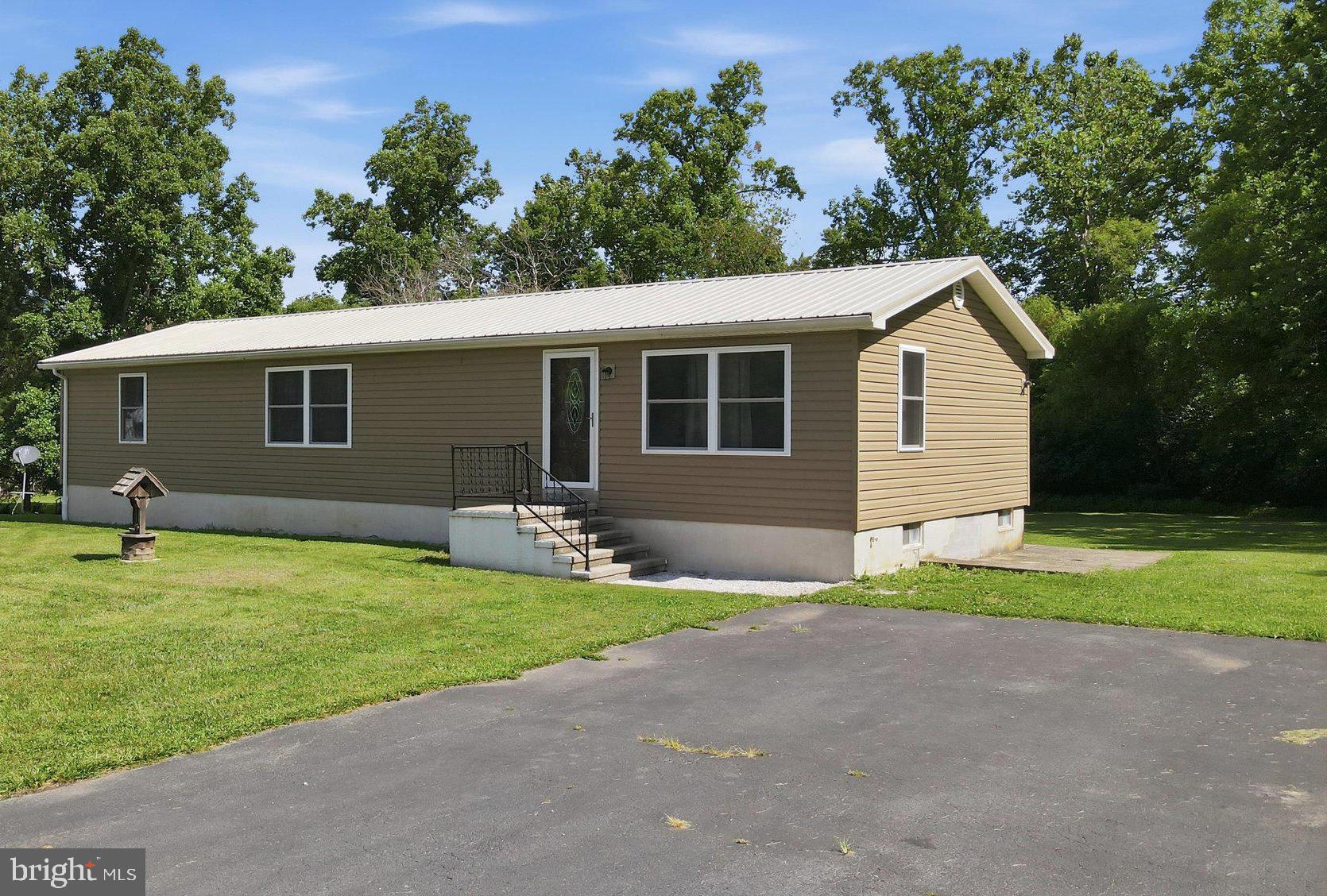 22314 Pondsville Road Smithsburg, MD 21783 - Photo 2 of 46 Gallery Image 2