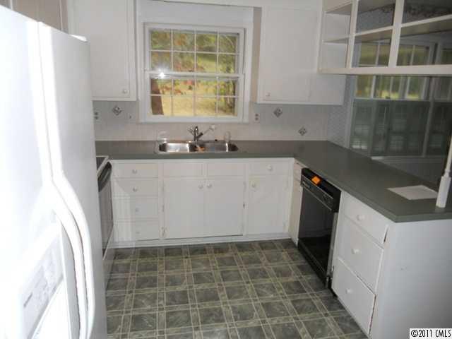 537 Roy Eaker Road Cherryville, NC 28021 - Photo 5 of 14 Gallery Image 5