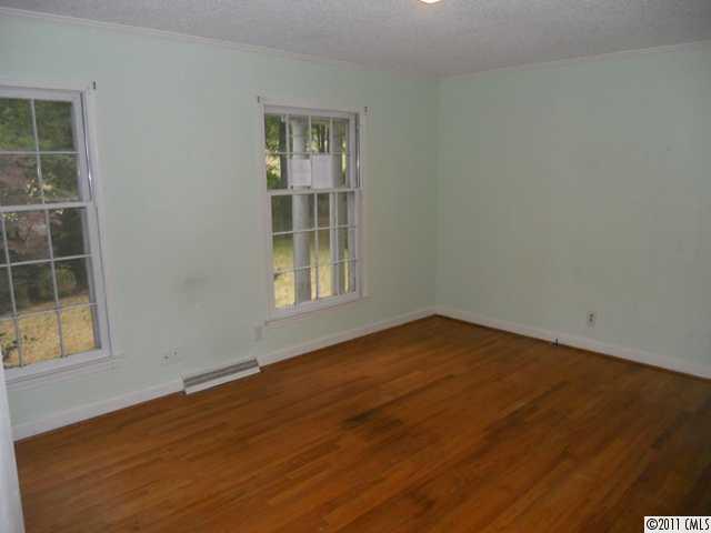 537 Roy Eaker Road Cherryville, NC 28021 - Photo 8 of 14 Gallery Image 8