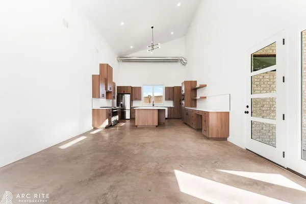 $2,700 | 2303 Toledo Avenue, Lubbock, TX 79407