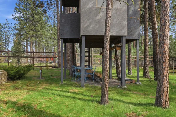$1,080,000 | 6259 Brennan Court, Nine Mile Falls, WA 99026