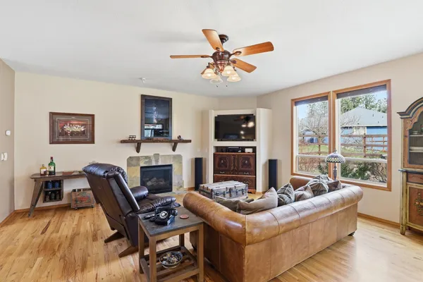 $1,080,000 | 6259 Brennan Court, Nine Mile Falls, WA 99026