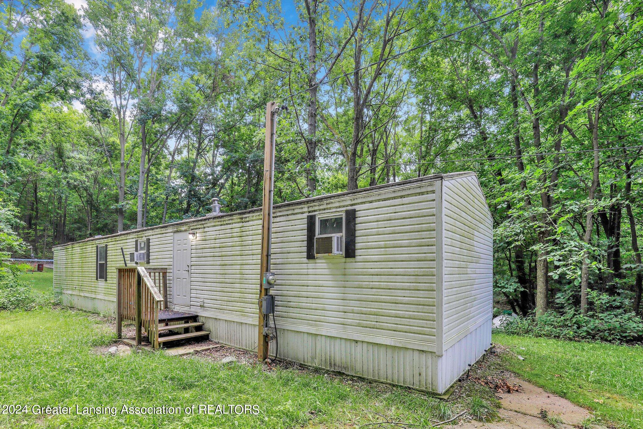 5395 Morrison Lake Road Saranac, MI 48881 - Photo 80 of 99 Trailer