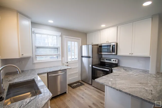 $1,300 | 2226 Blair Boulevard, Unit 4, Nashville, TN 37212