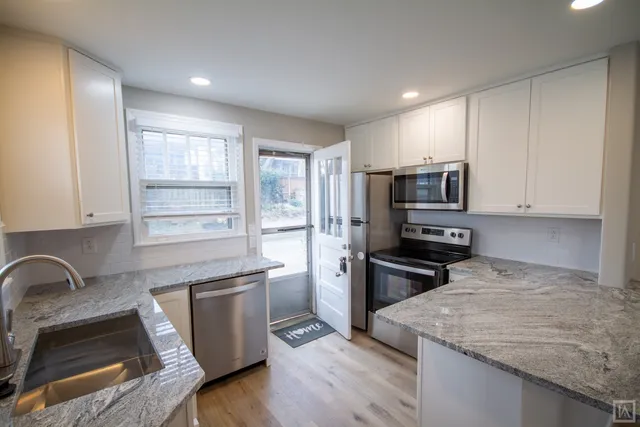 $1,300 | 2226 Blair Boulevard, Unit 4, Nashville, TN 37212