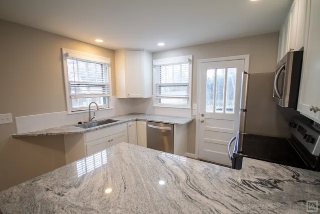 $1,300 | 2226 Blair Boulevard, Unit 4, Nashville, TN 37212